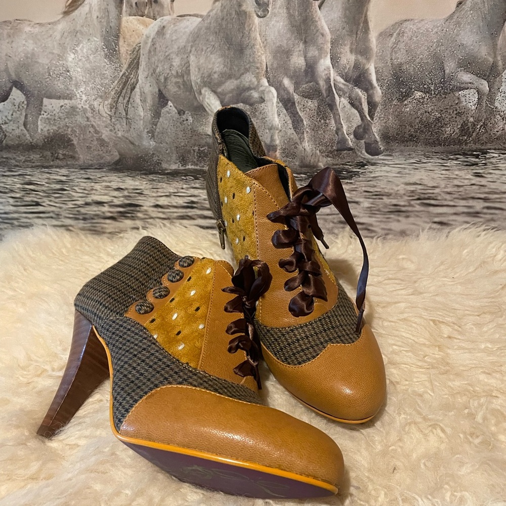 Poetic License shoes
